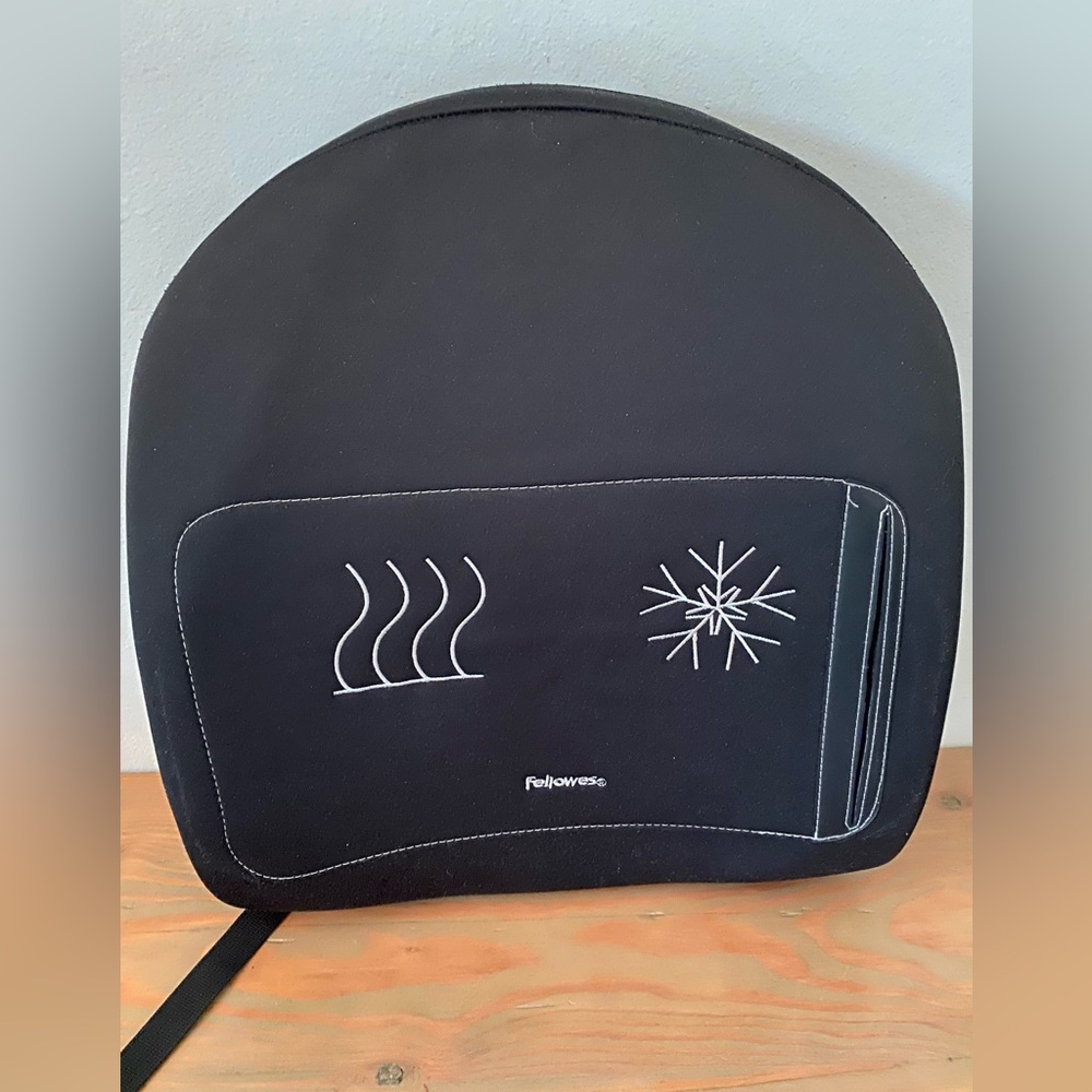 Fellowes back support (NWOT)